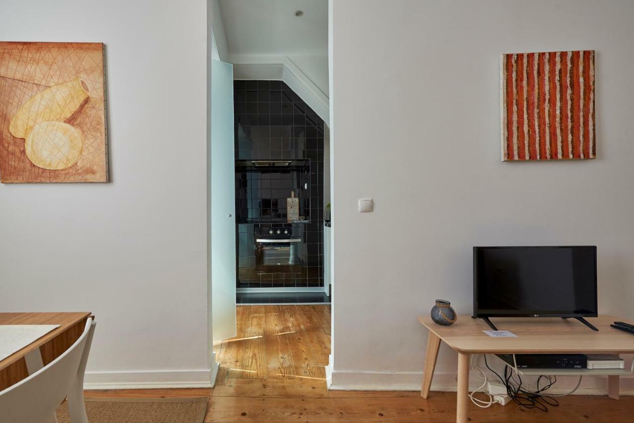 Charming Apartment Em Belem-Books And Canvas リスボン エクステリア 写真