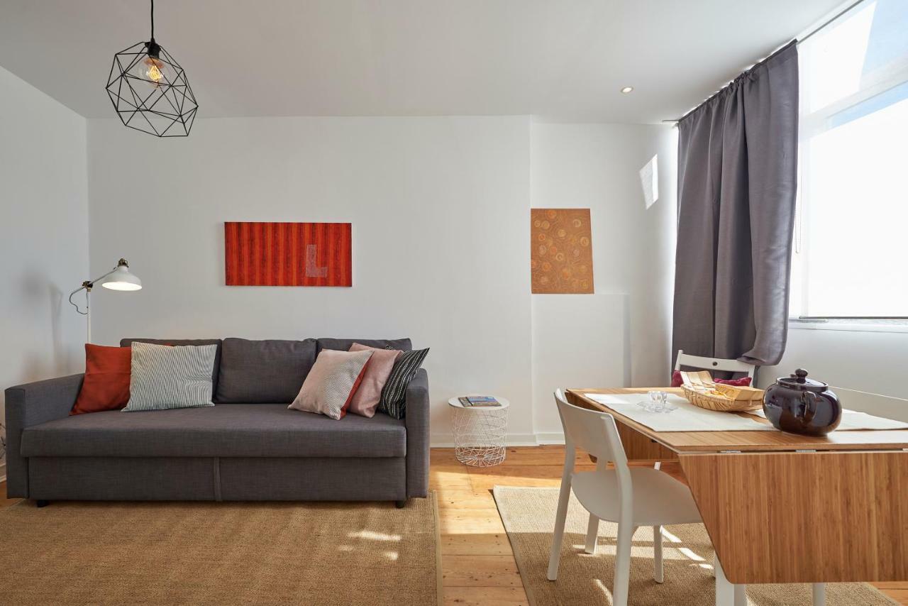 Charming Apartment Em Belem-Books And Canvas リスボン エクステリア 写真